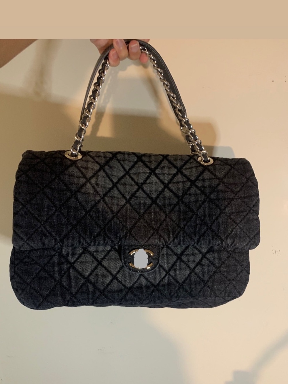 Luxury Quilted Black Chain-Handle Shoulder Bag